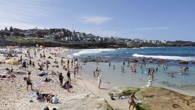 Hundreds took advantage of the public holiday to cool off at Bronte Beach. Picture: NewsWire / Damian Shaw