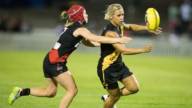 Glenelg skipper Cass Hartley, in action in the SANFLW’s inaugural season, led from front in the Tigers’ triumph against Central District this week. Picture: Matt Loxton