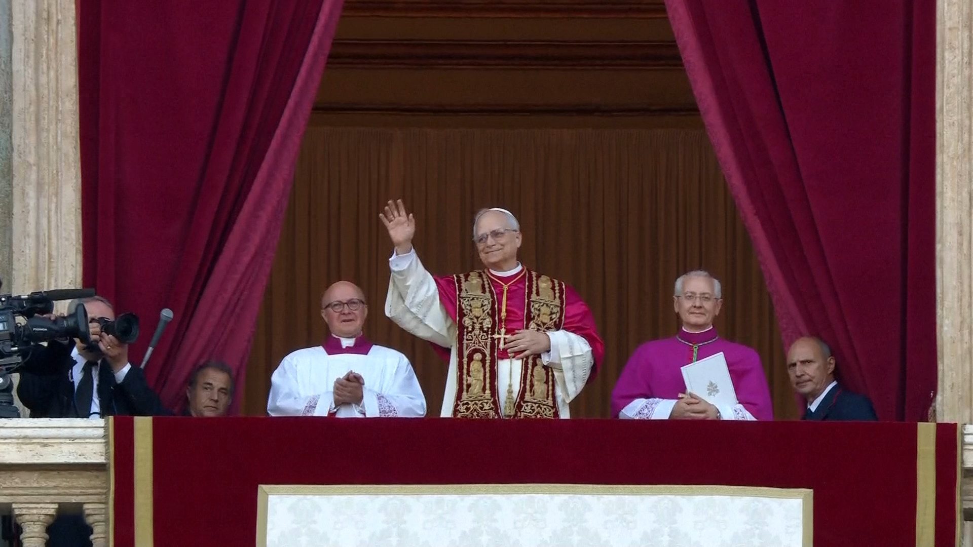 Today's News Headlines: Pope Leo XIV becomes first American pope