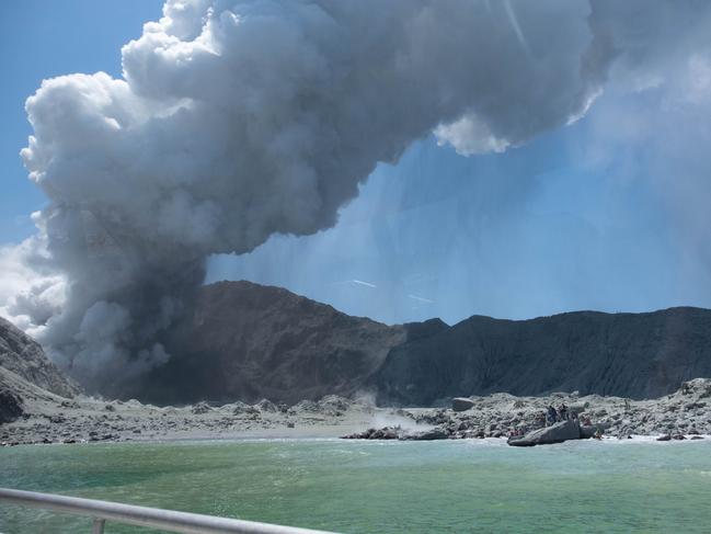 Smoke coming from White Island. Picture: @sch/Michael Schade on Twitter