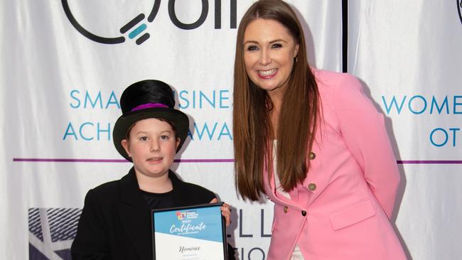 Typhoon Le Garde was presented as a Nominee in the Awards Australia Community Volunteer Award by the Honourable Meaghan Scanlon MP, Minister for the Environment and the Great Barrier Reef and Minister for Science and Youth Affairs at the 2021 7NEWS Young Achiever Awards Gala Presentation Dinner.