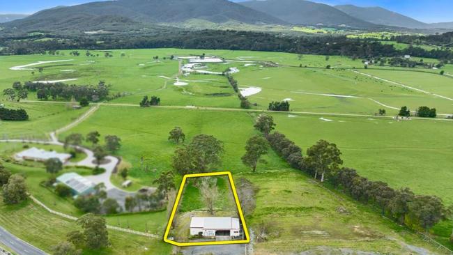 The property backs directly onto farmland with an uninterrupted view of the Valley. . Picture: supplied.