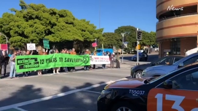 Motorists sound their frustration at protesters