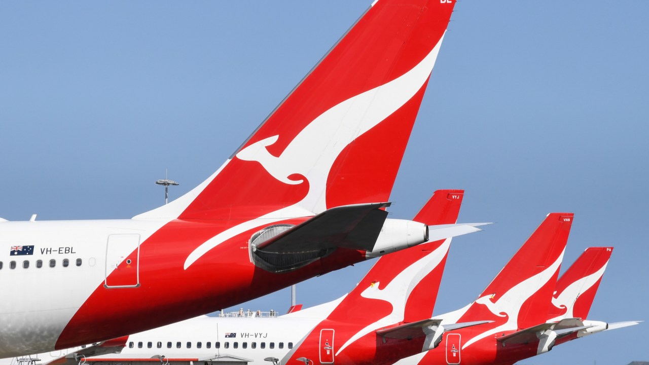 Qantas falls again in world airline rankings, Qatar Airways wins top spot