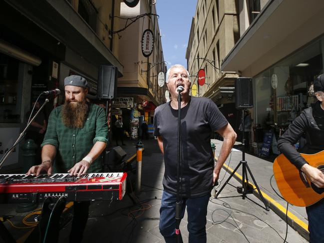 Daryl Braithwaite played in front of adoring diners at Degraves St in December 2020. Picture: David Caird