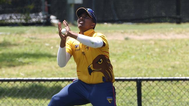 Premier Cricket: Kingston Hawthorn v St Kilda: Prajay Paramesh of Hawthorn Kingston takes a catch to dismiss Harry Dixon of St Kilda on Saturday, December 3, 2022 in Parkdale, Victoria, Australia. Picture: Hamish Blair