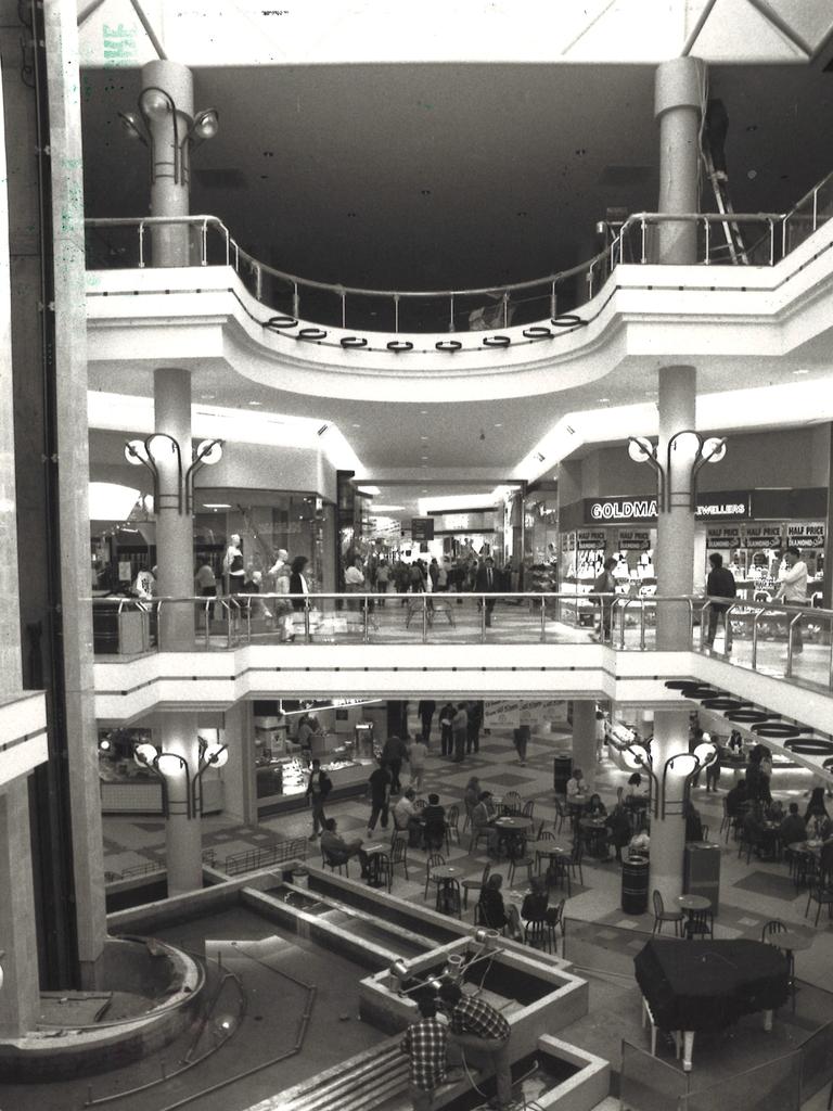 Melbourne shopping centres: longest-serving retailers share stories ...