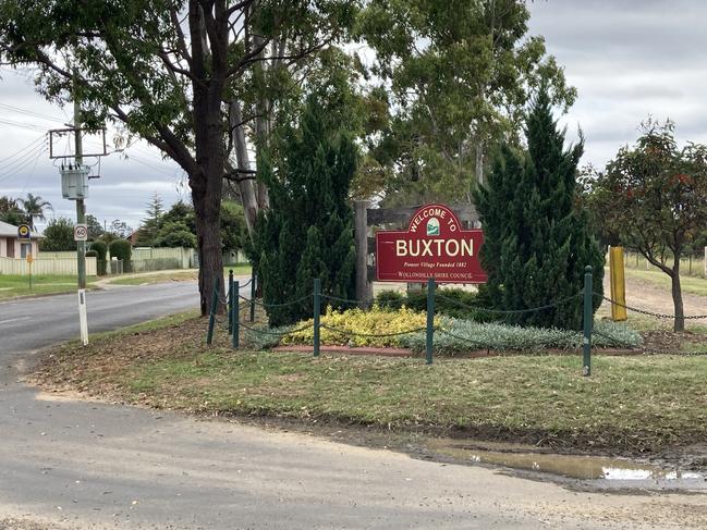 Buxton voters foreshadow change for federal election