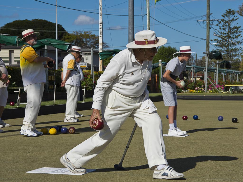 Lawn hot sale bowls hat