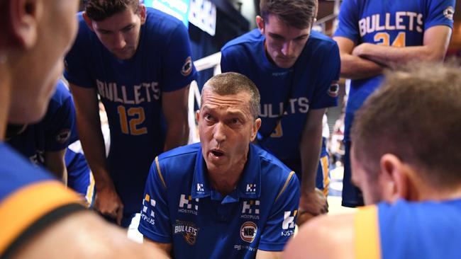 Bullets coach Andrej Lemanis was caught swearing on camera last weekend.