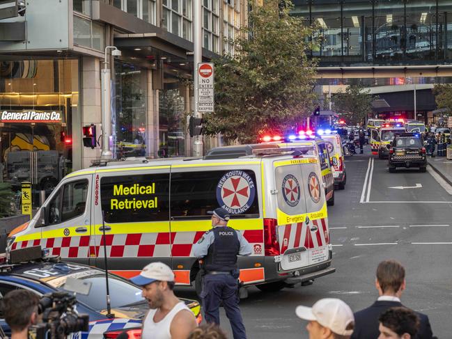 SYDNEY, AUSTRALIA - NCA NewsWirePhotos - Saturday, 13 April 2024:A major police operation is underway at Sydneys Westfield Bondi Junction after multiple people were stabbed on Saturday afternoon. Picture: NCA NewsWire  / Monique Harmer