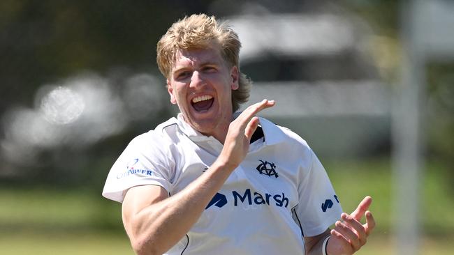 MELBOURNE, AUSTRALIA - DECEMBER 04: Will Sutherland of Victoria celebrates the wicket of Jason Sangha of the Blues during the Sheffield Shield match between Victoria and New South Wales at CitiPower Centre, on December 04, 2022, in Melbourne, Australia. (Photo by Morgan Hancock/Getty Images)