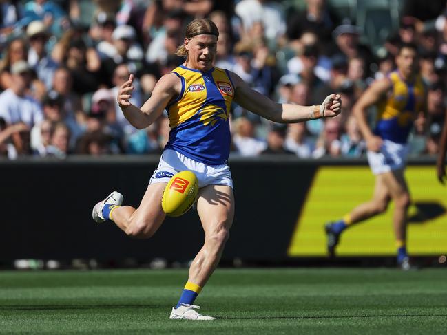 Reid had a solid start to life in the AFL with 16 disposals and five clearances against Port Adelaide. Picture: James Elsby/AFL Photos via Getty Images