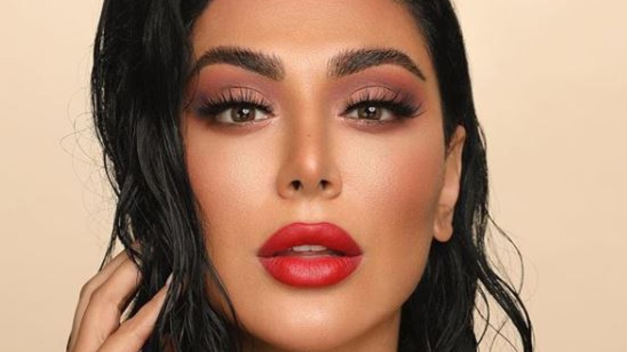 Huda Kattan Beauty Blogger Behind 178 Billion Empire Daily Telegraph 