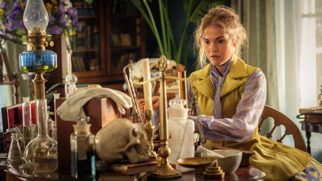 The spunky proto-anaesthetist Lady Belle Fox, played by Australian actress Maia Mitchell.