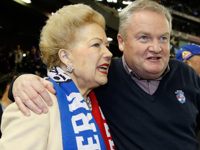 Susan Alberti and Peter Gordon in happier times. Picture: AFL Media