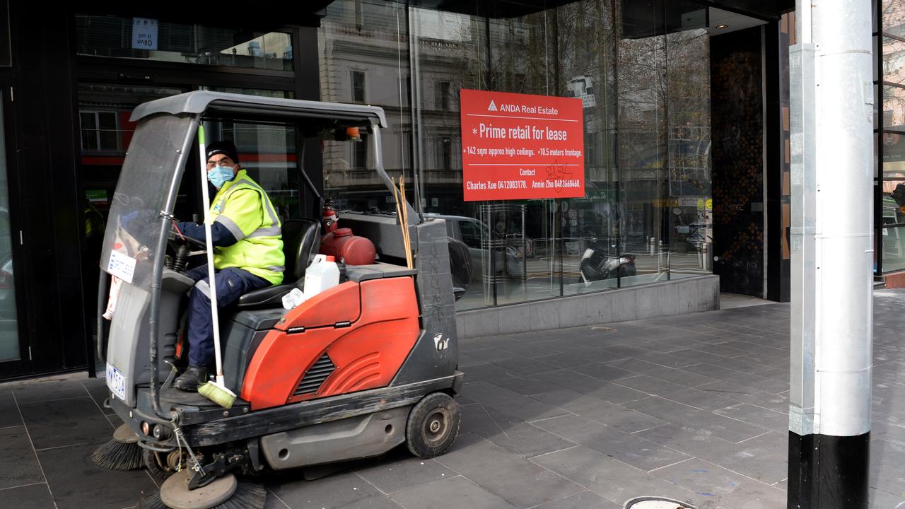 A street sweeper in Melbourne. Picture: Andrew Henshaw/NCA NewsWire