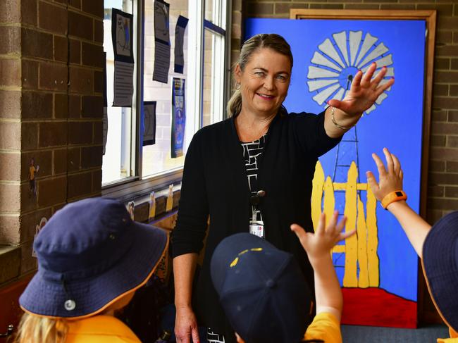 Nurse Nikki Rabbitte, with students from Cooma Public School. Picture: Paul McIver