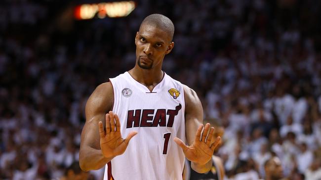 Basketball legend Chris Bosh brings the heat to UM for WMTU - The