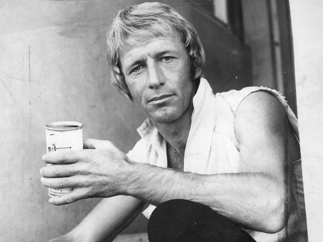 Paul Hogan was the ultimate ocker Aussie, says Fenech.