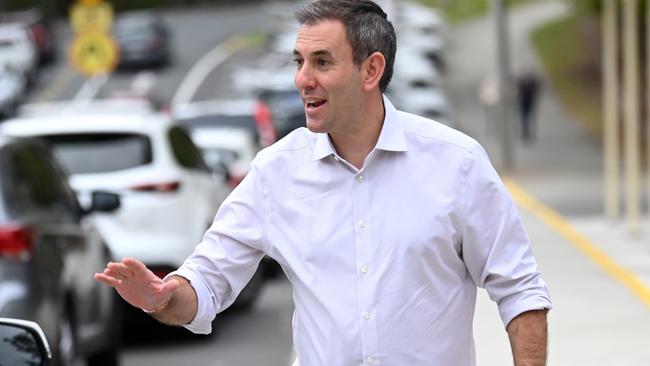 GOLD COAST, AUSTRALIA - NewWire Photos - JULY 15, 2023. Federal Treasurer Jim Chalmers greets voters at Arundel State School, during the seatÃs by-election, following the resignation of Stuart Robert. Picture: Dan Peled / NCA Newswire