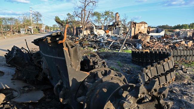 A destroyed Russian tank in Yats'kivka, on the east bank of the Oskil River, eastern Ukraine. Picture: AFP