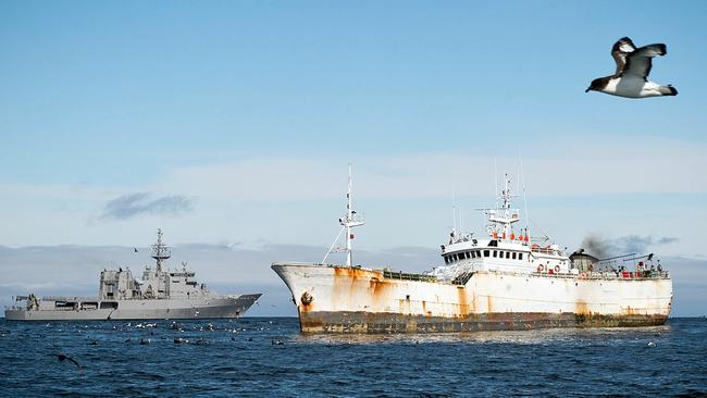 The HMNZS Wellington approaches suspected poaching ship Kunlun. Picture: AFP/NEW ZEALAND DEFENCE FORCE/CPL AMANDA MCERLICH