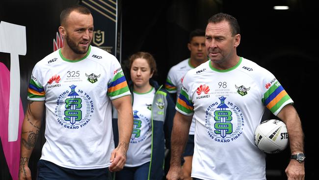 Stuart with Raiders star Josh Hodgson on the grand final trail last year.