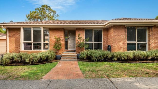 In Ringwood East, the two-bedroom unit at 3/1 Mines Rd is available for $550 a week.