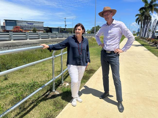 Mackay MP Julieanne Gilbert and Transport Minister Mark Bailey speak about road upgrades next to the Bruce Highway in Mackay, January 19, 2023. Photo: Heidi Petith