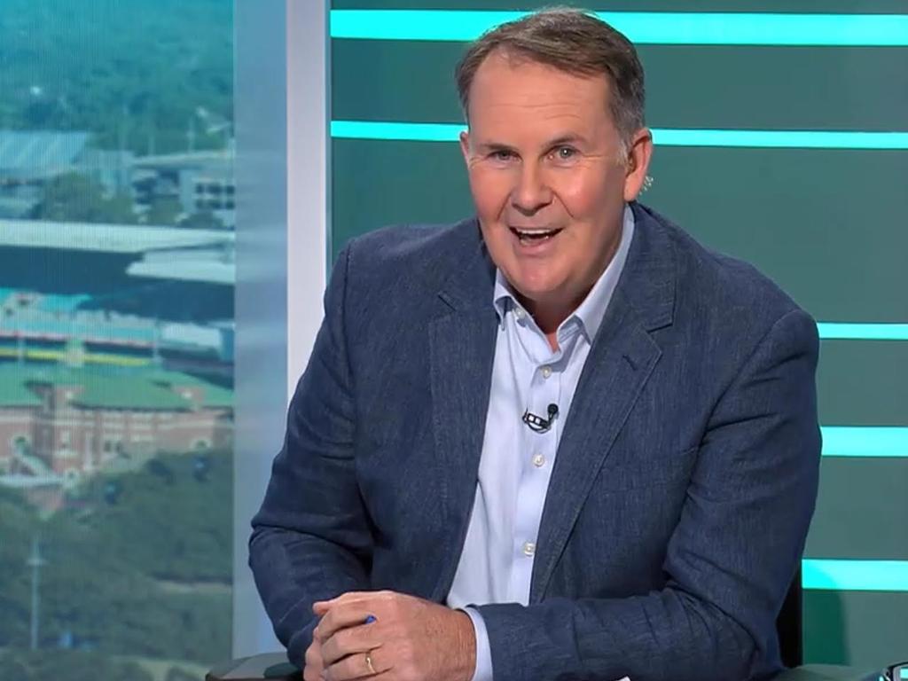 Tony Jones called for the Sunday Footy Show team to ‘drop it’.