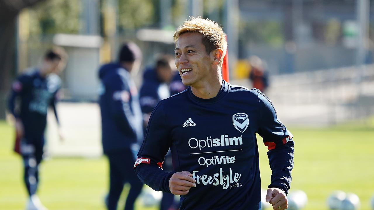 Keisuke Honda says he is keen to play against the eight-time Olympic champion.