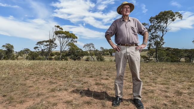 Peter Rehn of Arno Bay says he has sold about 1000 sheep this season due to dry conditions. AAP Image/ROY VANDERVEGT