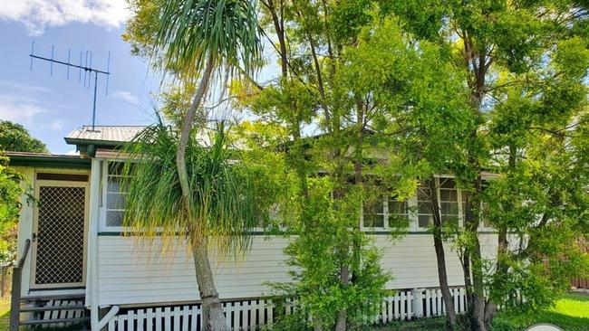 The fully fenced property is priced at $289,000.