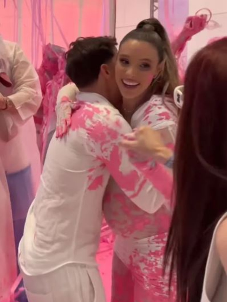 Lele laughed it off as her husband held her upright, but viewers did not find the situation as hilarious. Picture: genderrevealmiami/Instagram