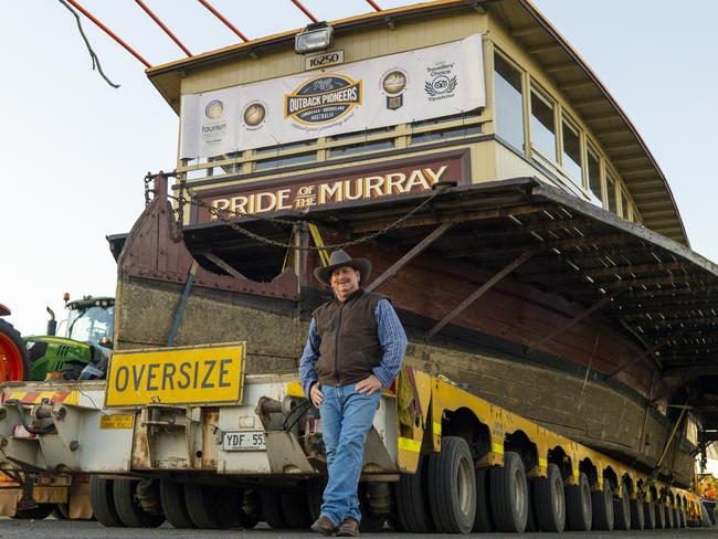 100-tonne piece of history arrives in Outback