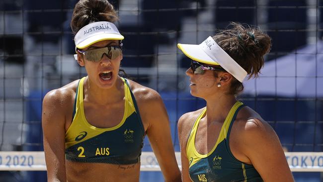 The Aussies found the US pair too hot to handle.