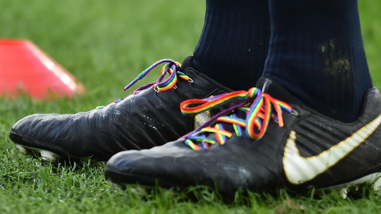 Gay Footballer profile on Twitter: English Championship ‘come out’ plan ...