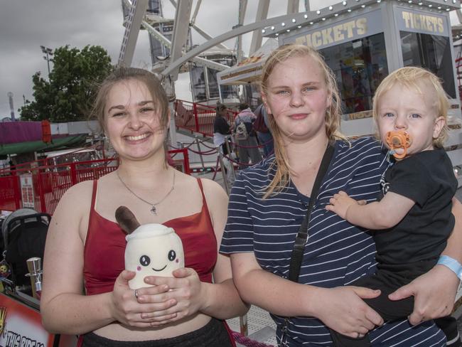 Sommer Andrews, Jess Wyld, Tye Wyld Mildura Show 2024. Picture: Noel Fisher