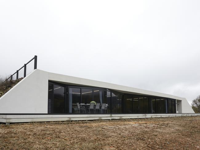 A new hidden earth home blended into the landscape ‘like a doona’ has serious claims to being to most aesthetically pleasing bathroom in the country. Picture: Foxtel/Sally Griffiths