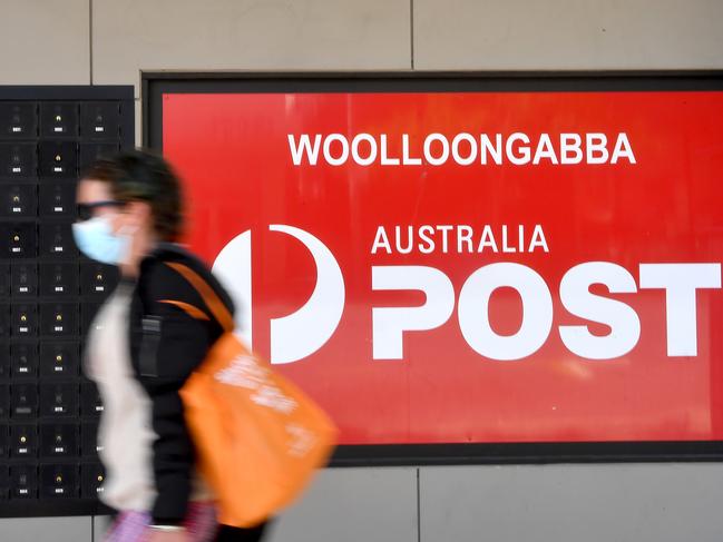 BRISBANE, AUSTRALIA - NewsWire Photos September 20, 2021: Australia Post, Woolloongabba.Australia Post is desperately recruiting for 5000 jobs.Picture: NCA NewsWire / John Gass