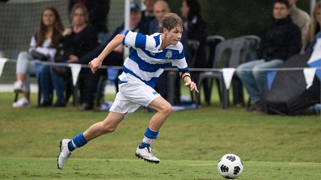 Ethan Rigby of Nudgee College in full flight.