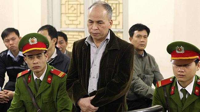 Vietnam jailed blogger Pham Viet Dao 15 months on a charge of anti-state activity, the second such sentencing in a fortnight in a nation where perceived dissent is severely punished. Source: AFP PHOTO / Vietnam News Agency