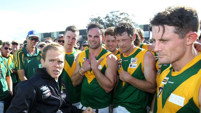 Beau Vernon coaching Leongatha in the 2016 Gippsland league grand final against Maffra. Picture Yuri Kouzmin