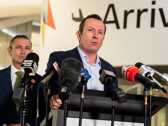 PERTH, AUSTRALIA. NewsWire Photos DECEMBER 1 2020: The Premier of Western Australia, Mark McGowan speaks to the media at Perth airport  about opening the borders with other states. Picture: NCA NewsWire / Tony McDonough