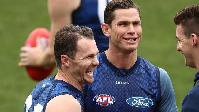 GEELONG, AUSTRALIA - SEPTEMBER 21: Patrick Dangerfield and Tom Hawkins of the Cats are seen during a Geelong Cats AFL training session at GMHBA Stadium on September 21, 2022 in Geelong, Australia. (Photo by Robert Cianflone/Getty Images)