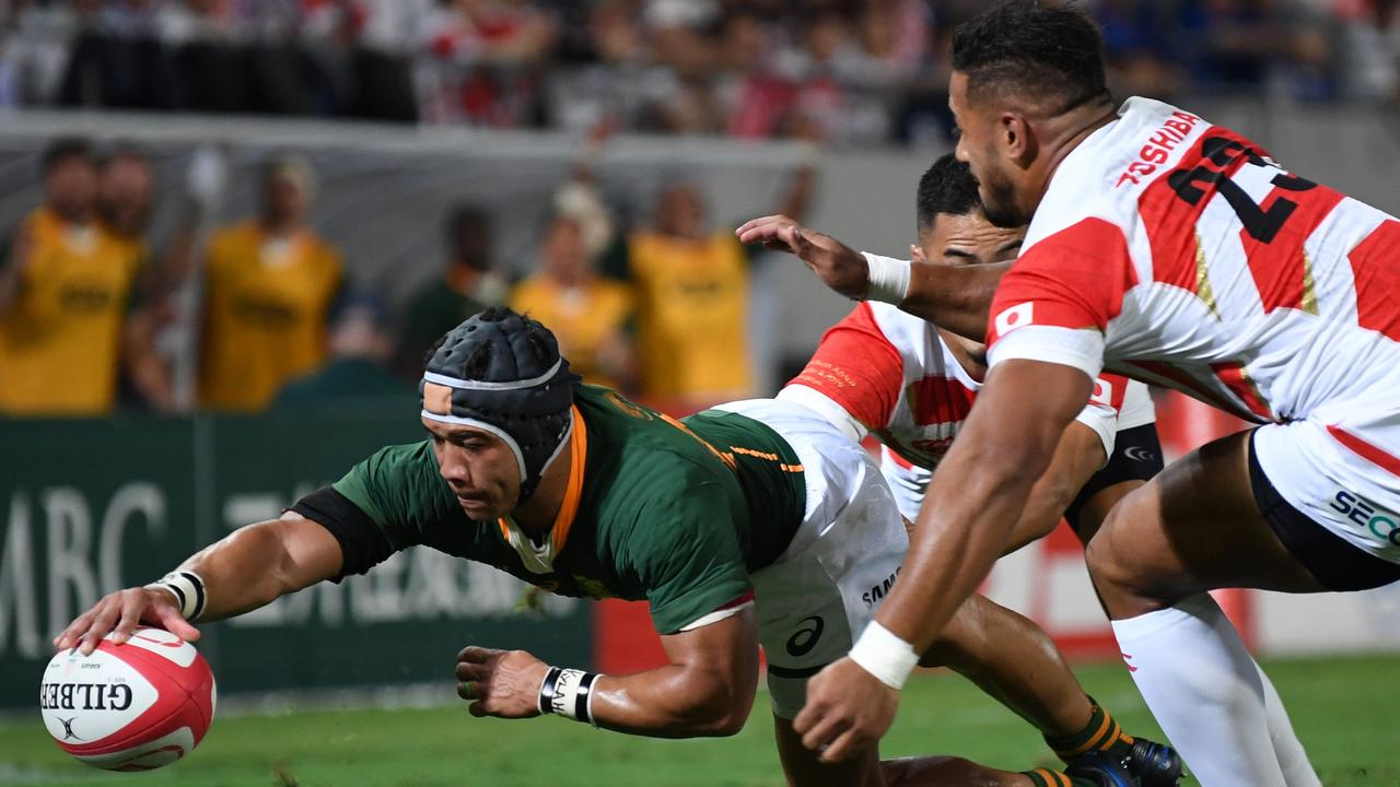 South Africa’s Cheslin Kolbe scores a try at the Kumagaya Rugby Stadium.