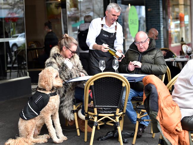 MELBOURNE, AUSTRALIA - NewsWire Photos JULY 14TH, 2022: Generic cafe pics for Jobs Data.Picture: NCA NewsWire / Nicki Connolly