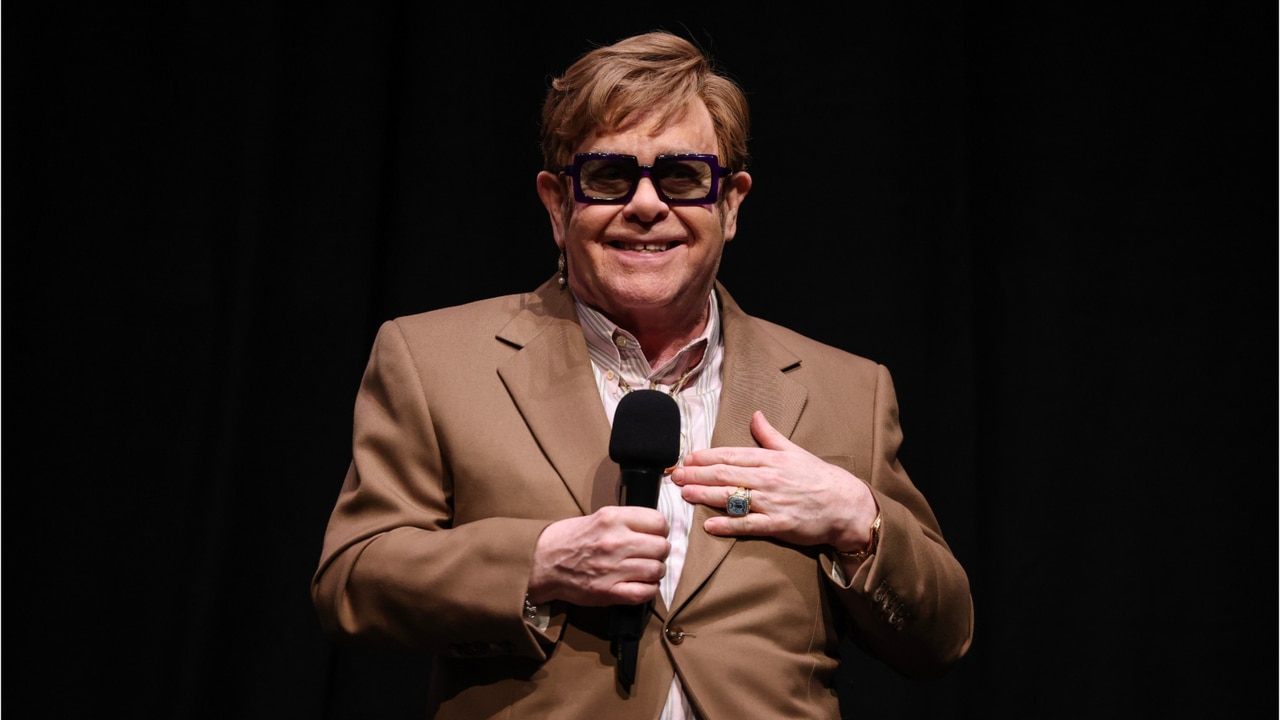 Elton John has gives an update on vision problems