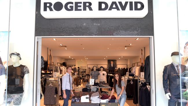 Fierce online competition and global discounting has forced Roger David to close.